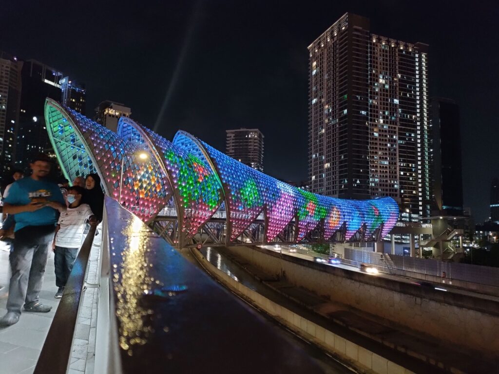 Pintasan Saloma | Saloma Link Bridge | avond in Kuala Lumpur