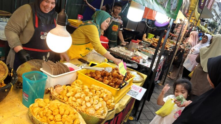 De beste restaurants in Kuala Lumpur: hier start jouw culinaire ontdekkingstocht De beste restaurants in Kuala Lumpur: hier start jouw culinaire ontdekkingstocht