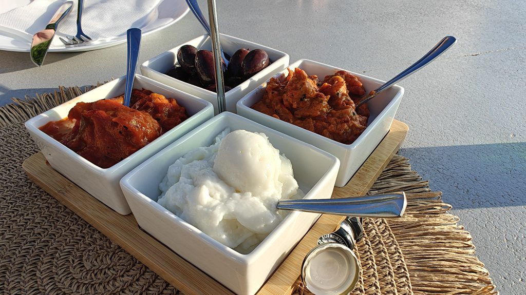 Ajvar en Makalo zijn populaire dips op de Balkan