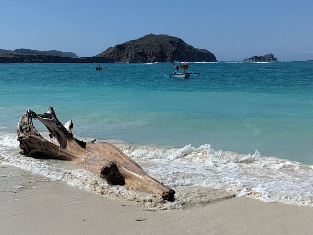 Pantai Tanjung Aan | Tanjung Aan beach | Kuta Lombok