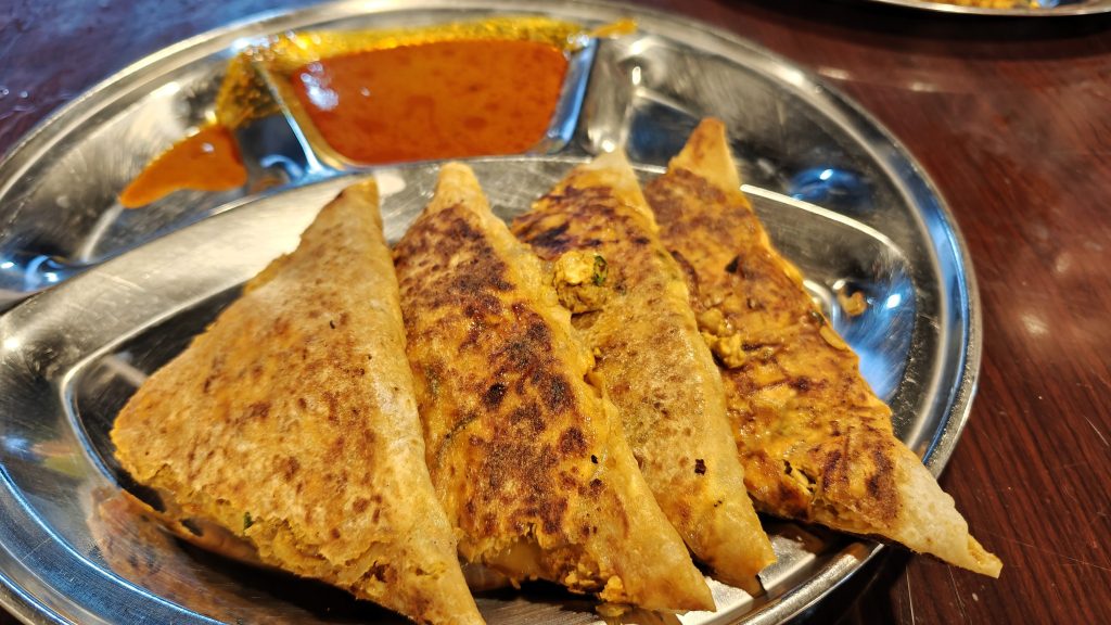 Murtabak Malar Curry House Pasir Bogak