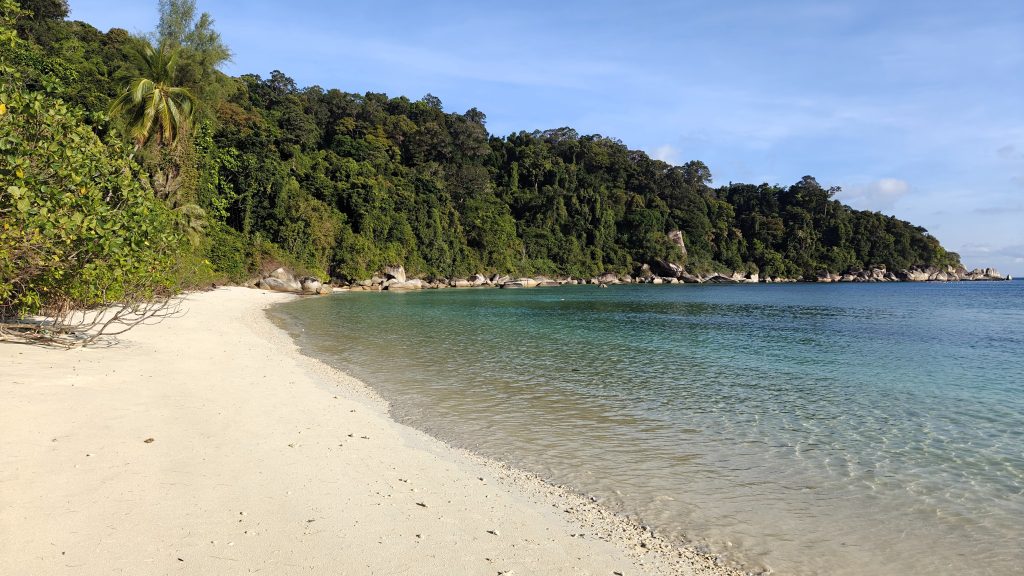 Teluk Keke Het mooiste strand van Perhentian Islands