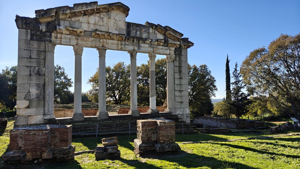Appolonia archaelogische opgraving bij Fier in Albanie_Oude Griekse stad in Albanie