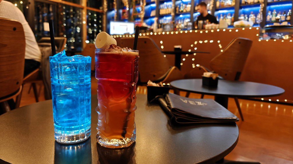Uitstekende cocktails bij VEX in Vlorë