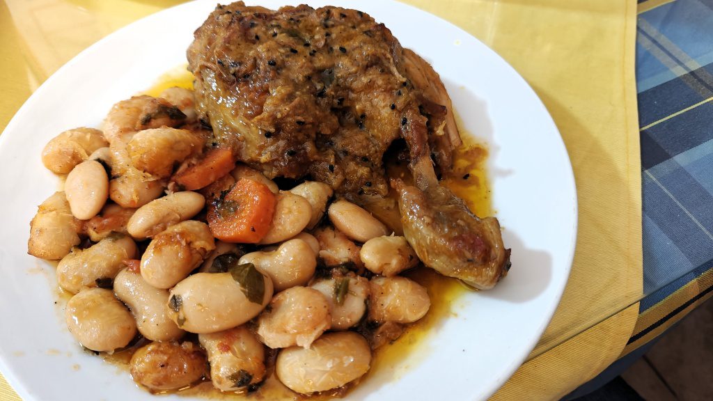 Giant beans met kip bij Stella's Kitchen in Rethymon